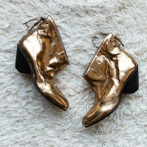 Martha Davis Metallic Gold Bootie Heels 35/US 5
